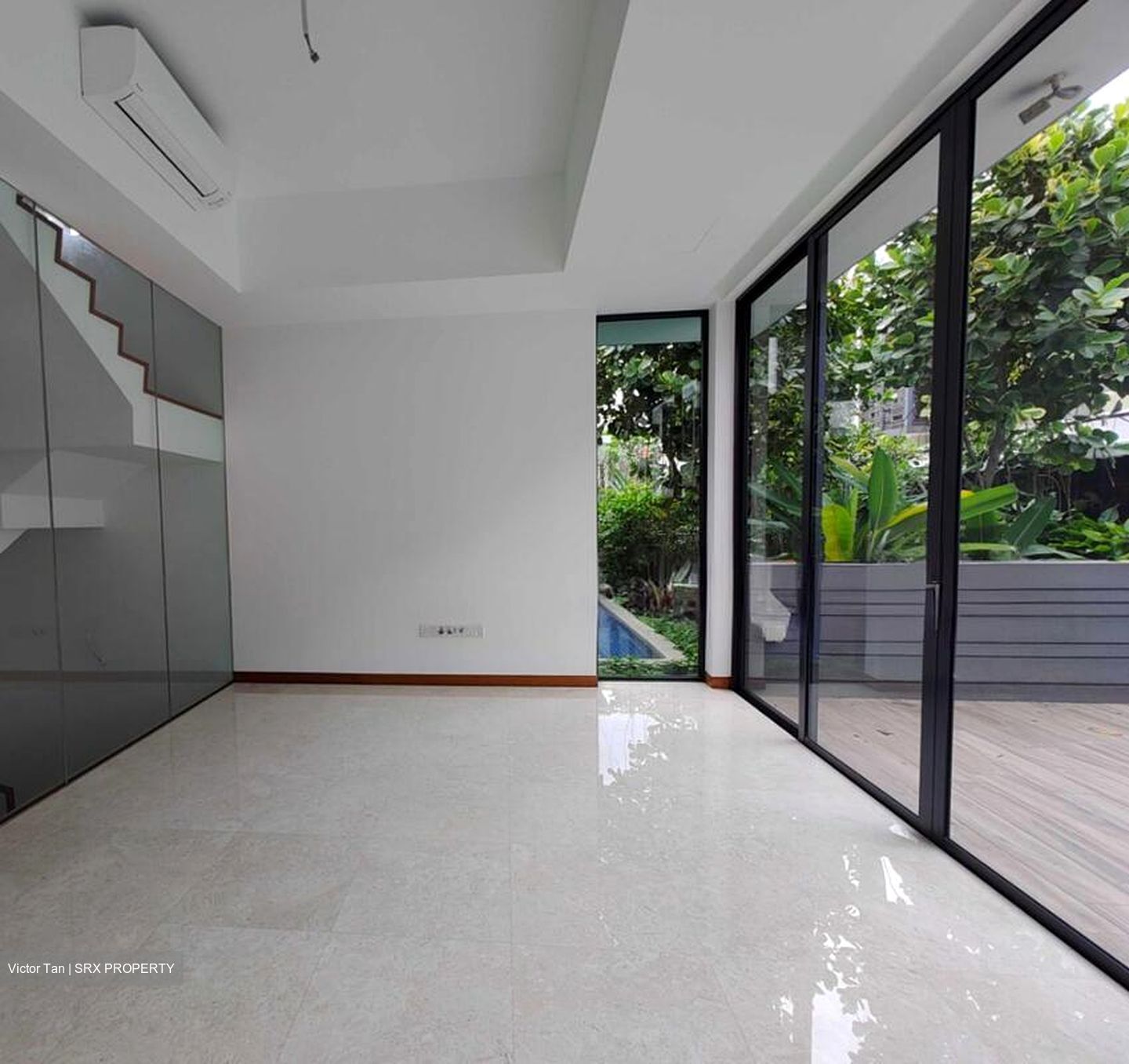 Sunrise Avenue (D28), Terrace #497194721